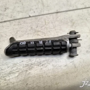 Подножка боковая водительская правая Kawasaki ZZR1100 (1990-1992)