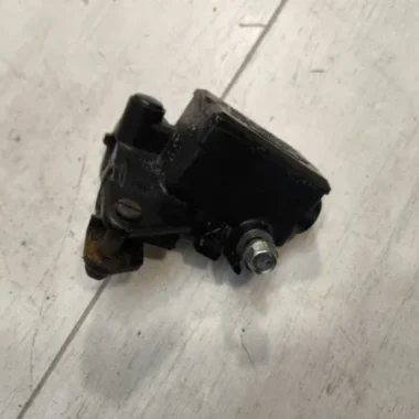 Главный тормозной цилиндр переднего тормоза (машинка) Kawasaki ZZR1100 (1990-1992)