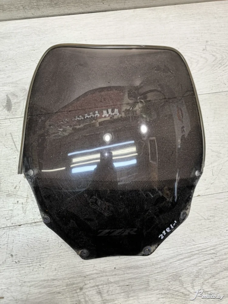 Ветровое стекло Kawasaki ZZR600 (1990-1992)
