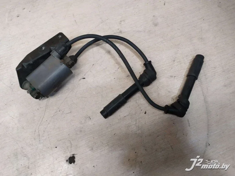 Катушка зажигания с высоковольтными проводами и кронштейном Kawasaki ZZR600 (1993-2003)