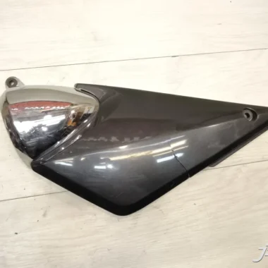 Элемент пластика боковой Suzuki GSF600S Bandit (2000-2004)