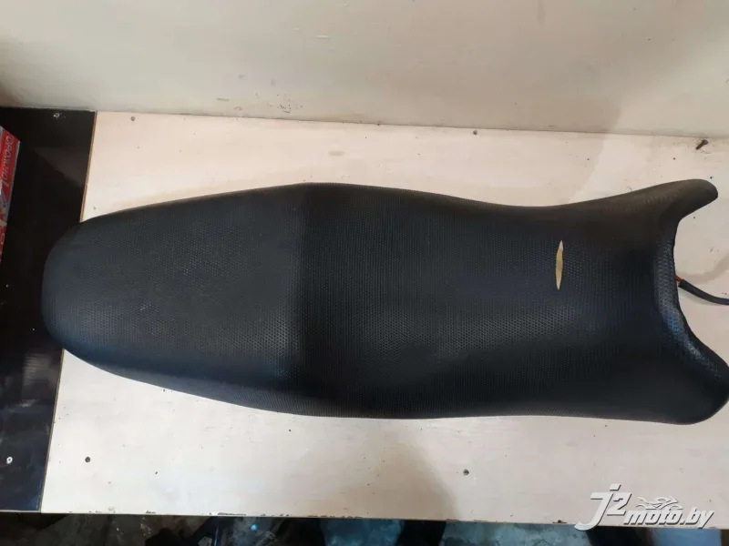 Сидение Suzuki GSX750F Katana (1998-2006)