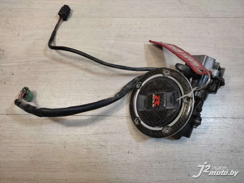 Замок зажигания с крышкой бака и ключом Suzuki GSX750R (2008-2010)