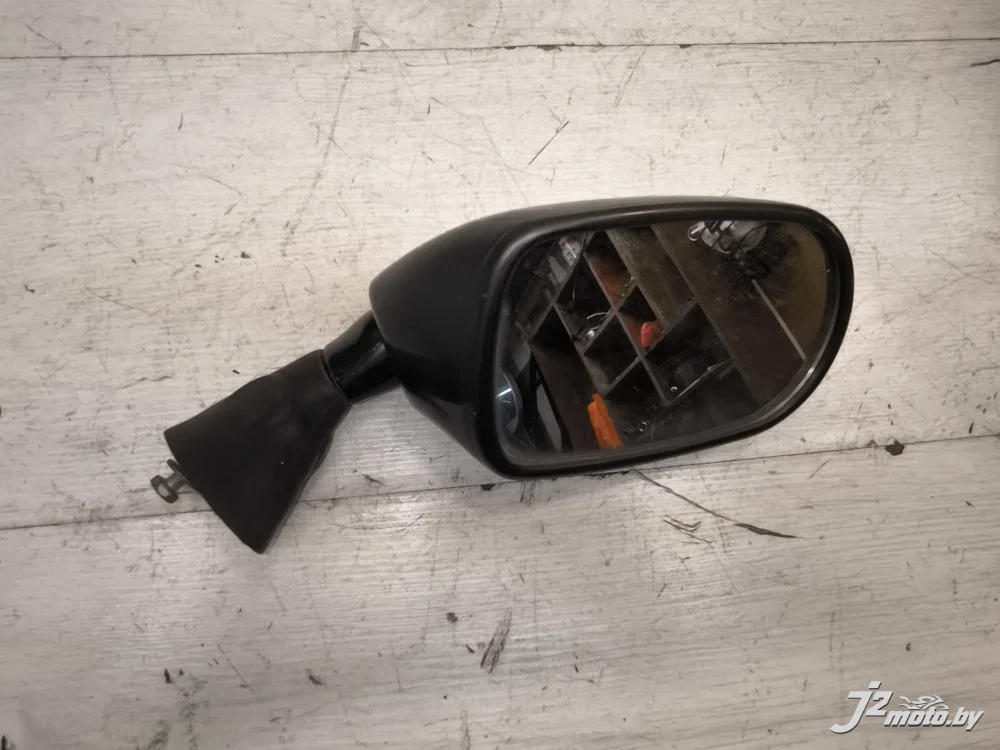 Зеркало правое Suzuki SV650