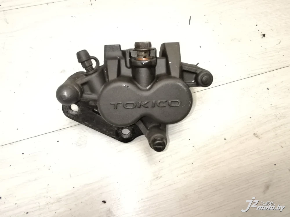 Суппорт передний Suzuki SV650