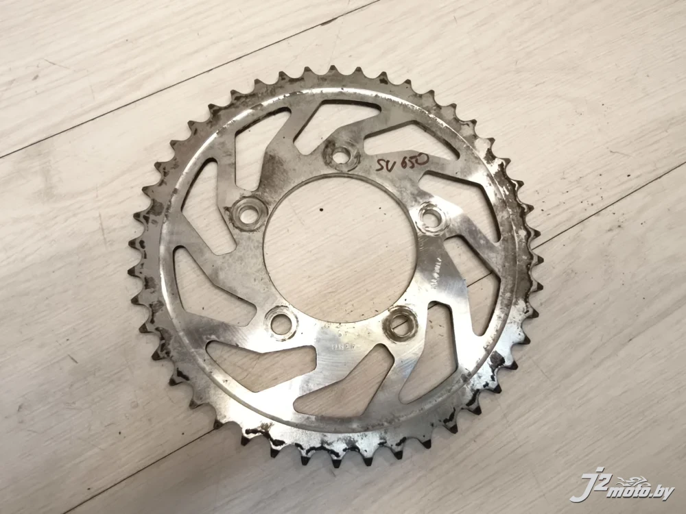 Звезда ведомая Suzuki SV650