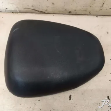 Сидение пассажира Suzuki SV650