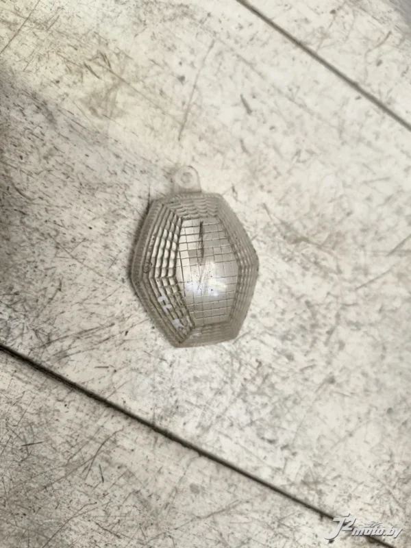 Стекло поворотника Suzuki TL1000S (1997-2001)