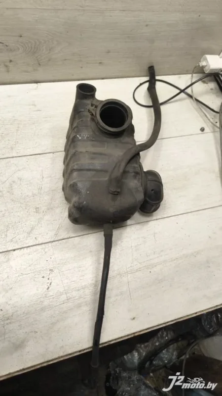 Корпус воздушного фильтра (AIRBOX) Suzuki VX800 (1990-1996)