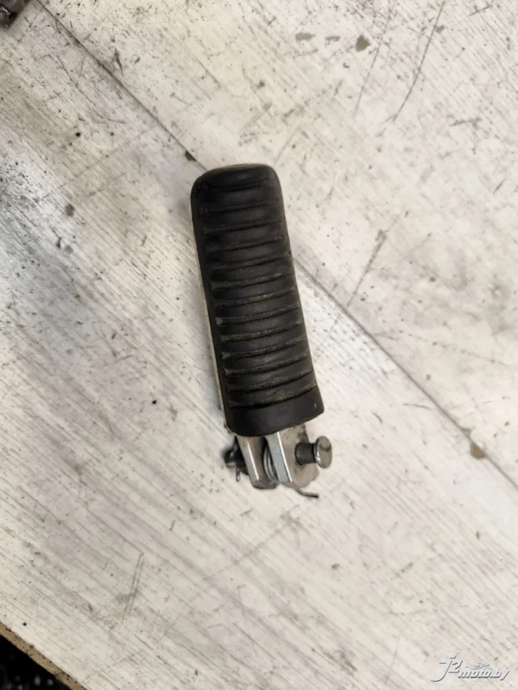 Подножка боковая левая Yamaha FZ6R (2010-2017)