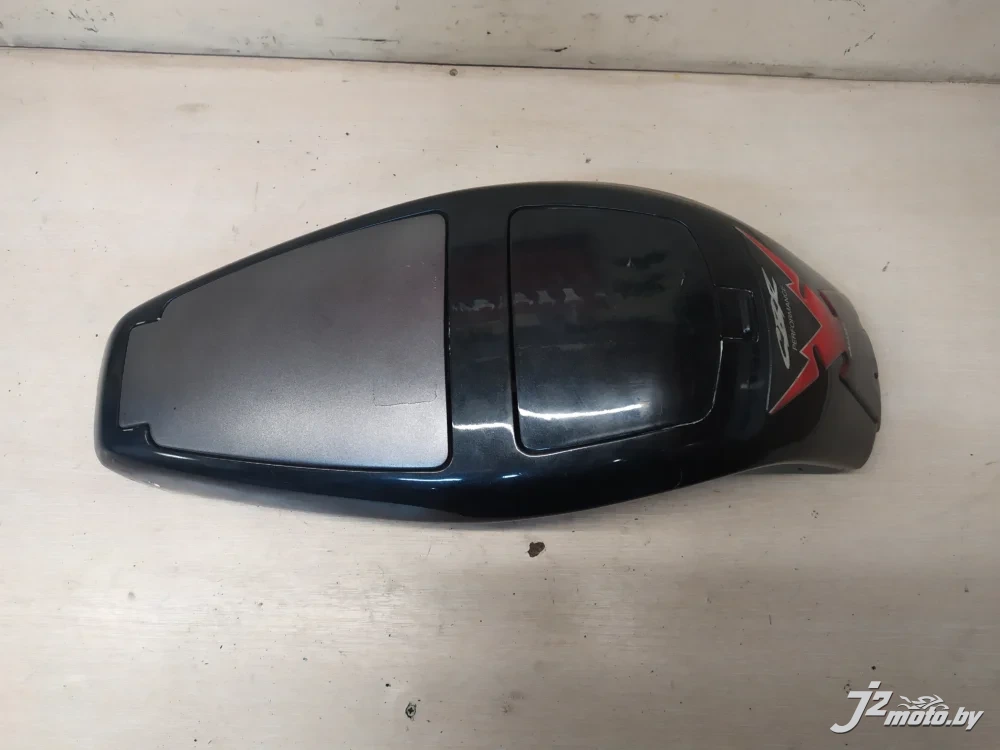 Элемент пластика Yamaha GTS1000 (1993-1998)