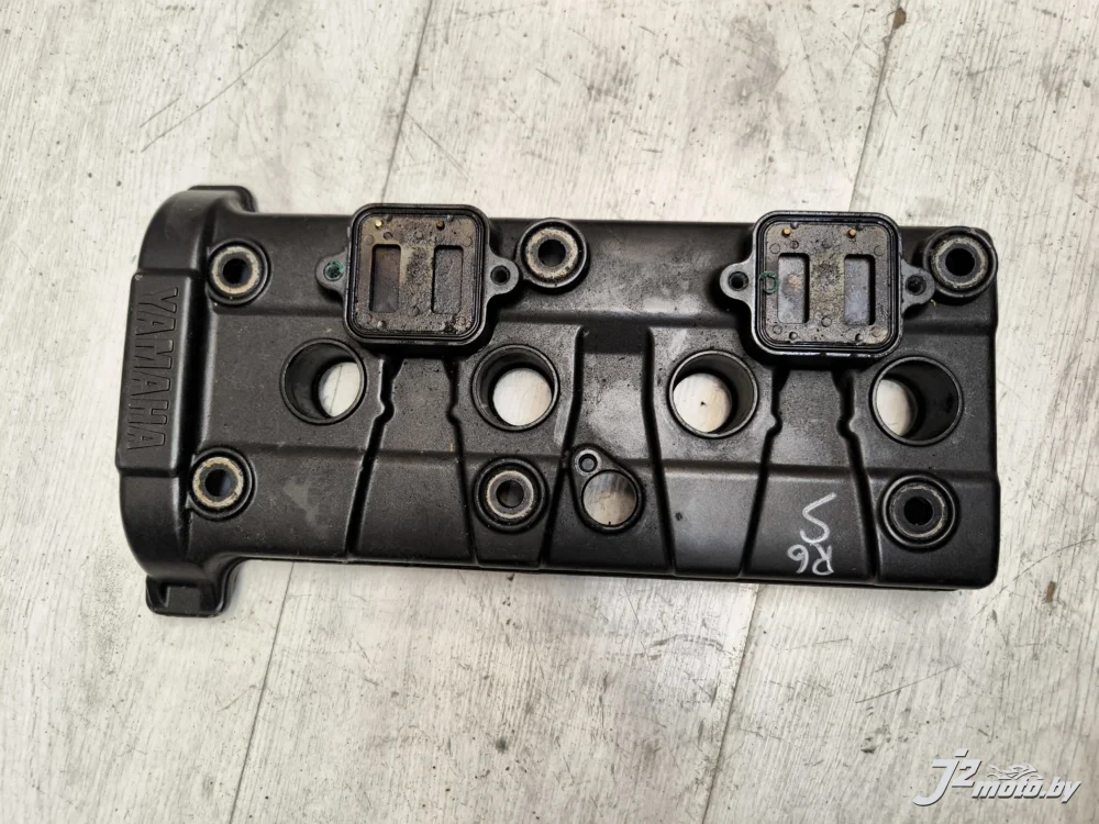 Крышка клапанная Yamaha R6 2003-2005