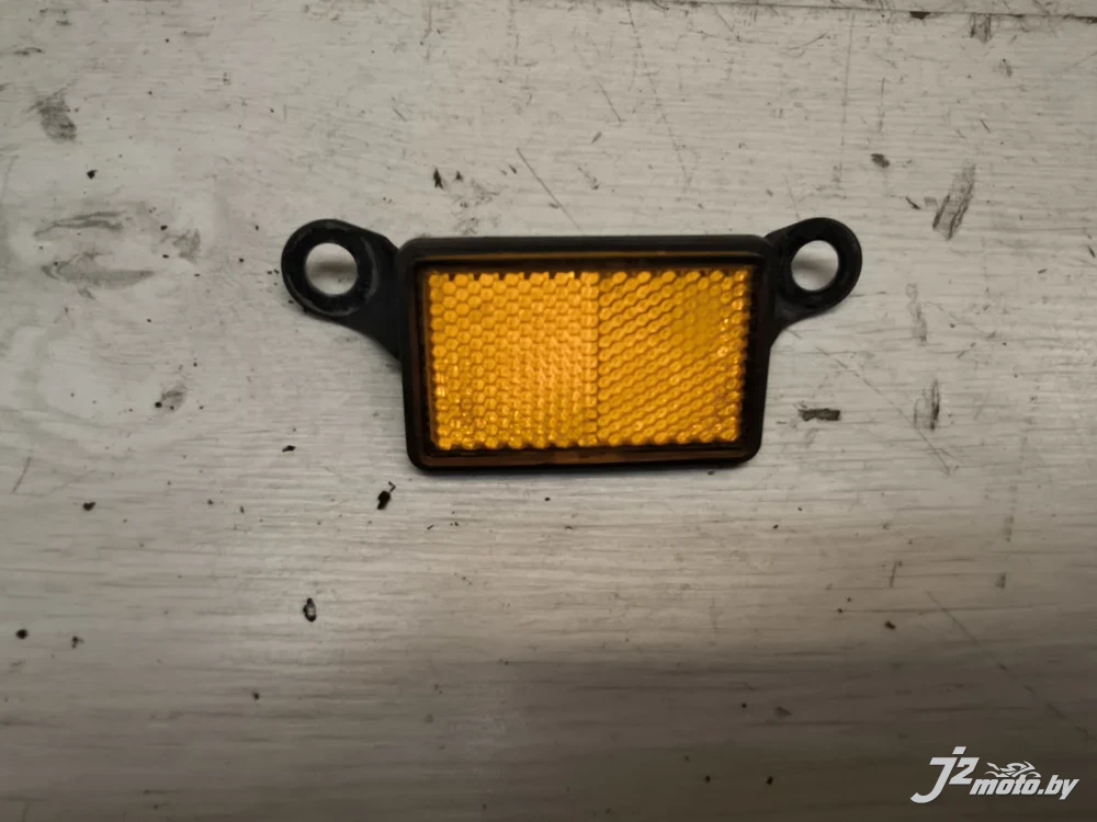 Отражатель (катафот) Yamaha R6 2003-2005