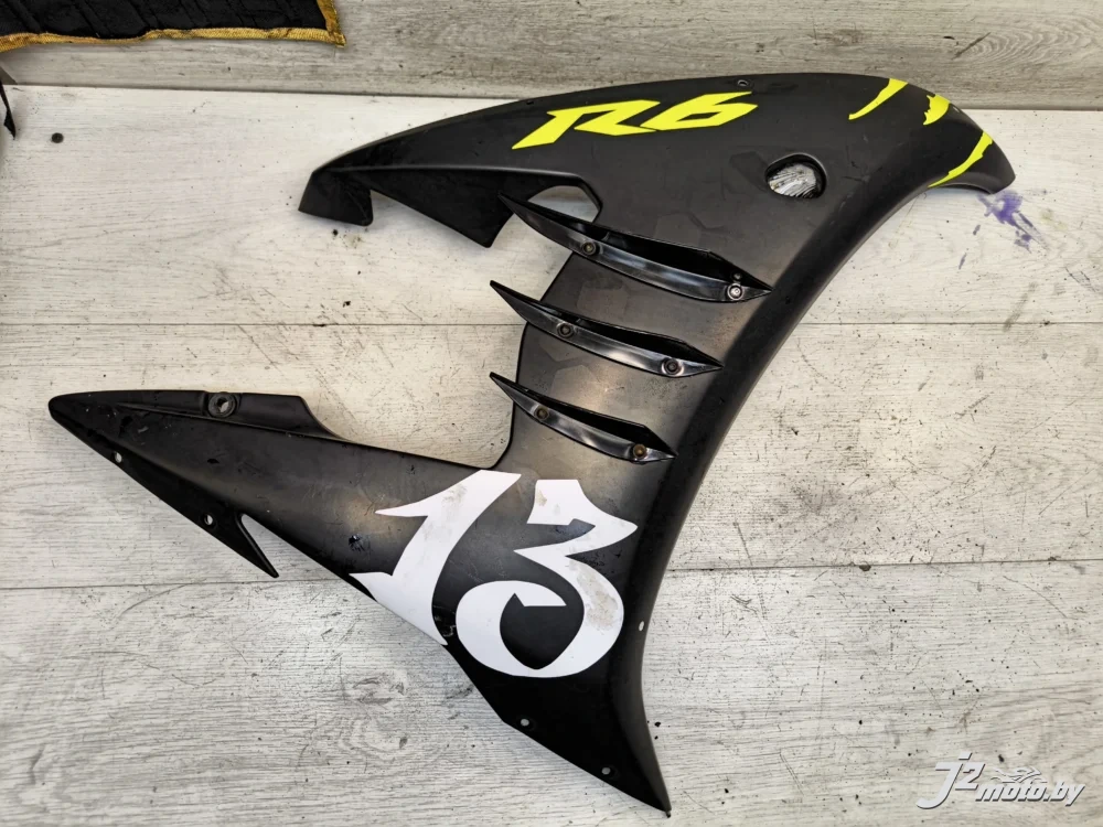 Элемент пластика боковой Yamaha R6 2003-2005