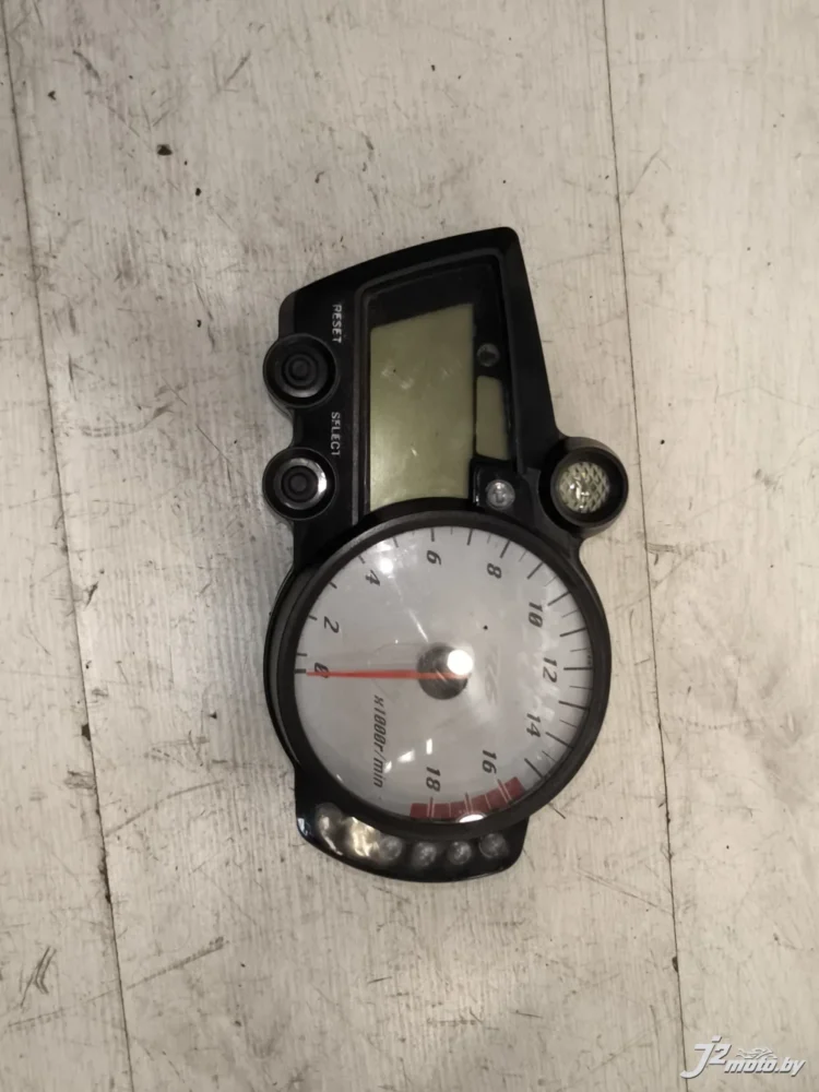 Приборная панель Yamaha R6 2003-2005