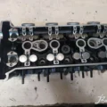 Голова блока цилиндров Yamaha R1 (2000-2001)