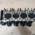 Голова блока цилиндров Yamaha R1 (2000-2001)