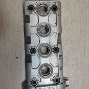 Крышка клапанная Yamaha R6 (1999-2002)