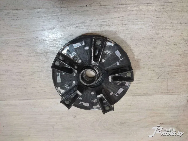 Ступица заднего колеса Yamaha R6 (1999-2002)