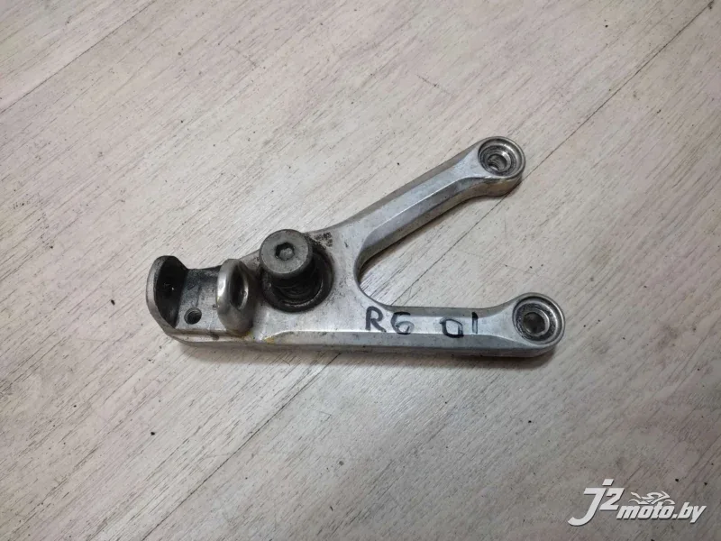 Кронштейн боковой подножки Yamaha R6 (1999-2002)