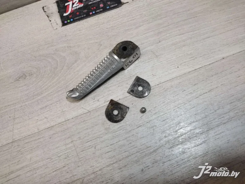 Подножка боковая Yamaha R6 (1999-2002)