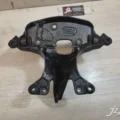 Кронштейн передний Yamaha R6 (1999-2002)