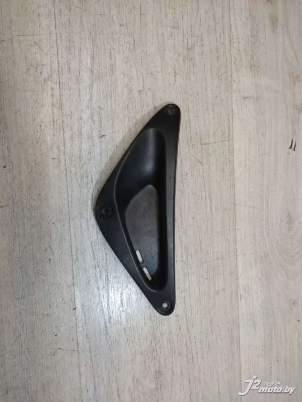 Элемент пластика Yamaha R6 (1999-2002)