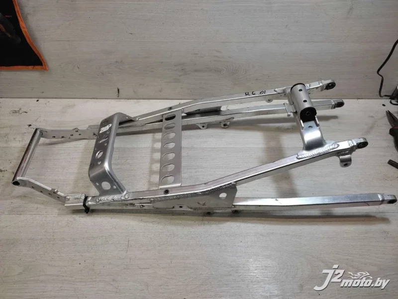 Подрамник Yamaha R6 (1999-2002)