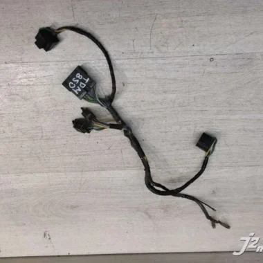 Проводка на фару Yamaha TDM850 (1991-1995)