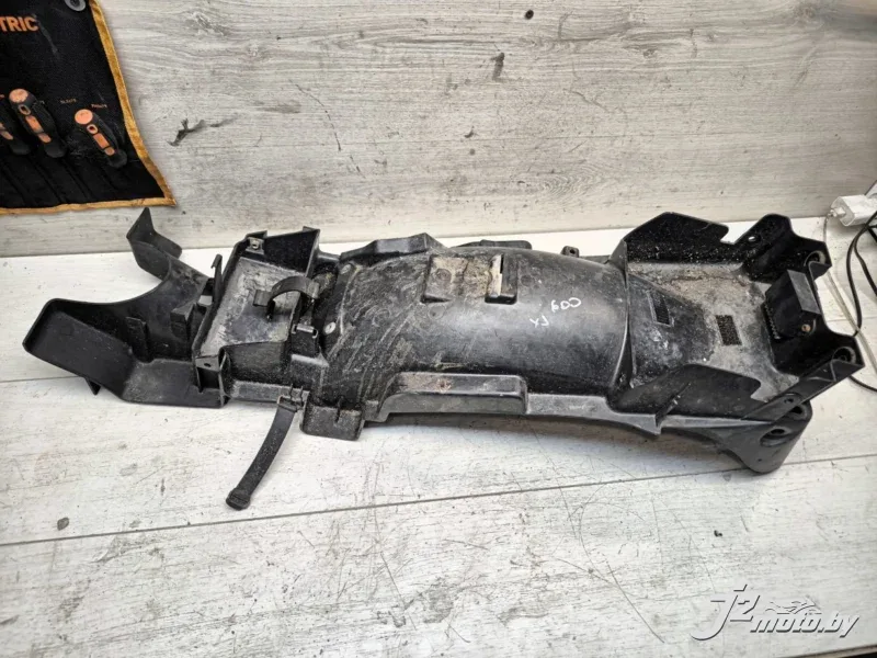 Элемент пластика крыло Yamaha XJ600S Diversion (1992-1997)