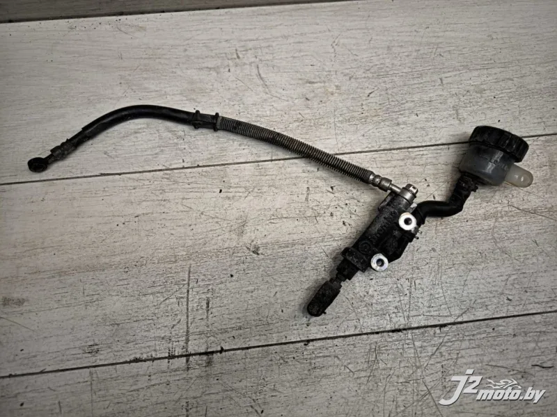 Главный тормозной цилиндр заднего тормоза (машинка) Yamaha XJ600S Diversion (1992-1997)