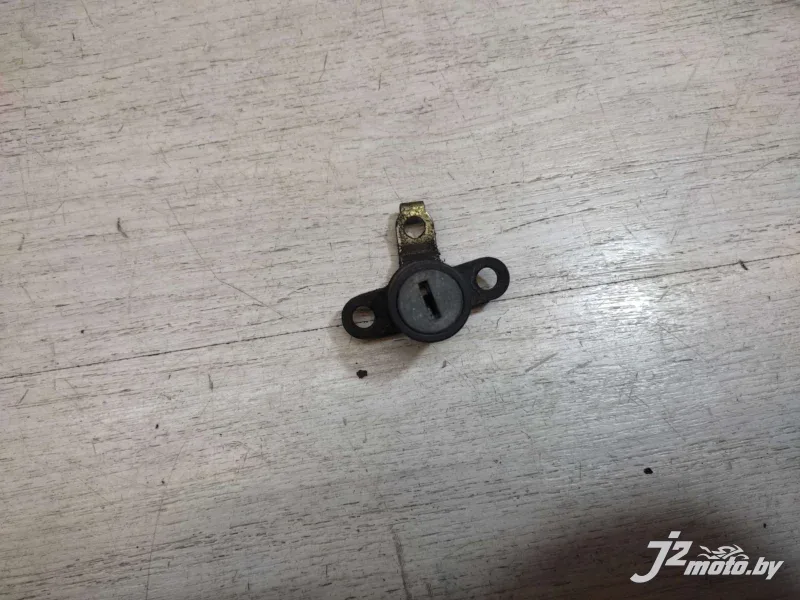 Замок сидения Yamaha XJ600S Diversion (1992-1997)