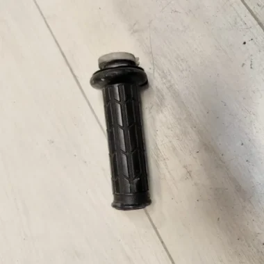 Грипса с пластиковой ручкой Yamaha XJ900S Diversion (1995-2002)