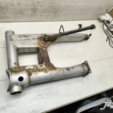 Маятник Yamaha XJ900S Diversion (1995-2002)