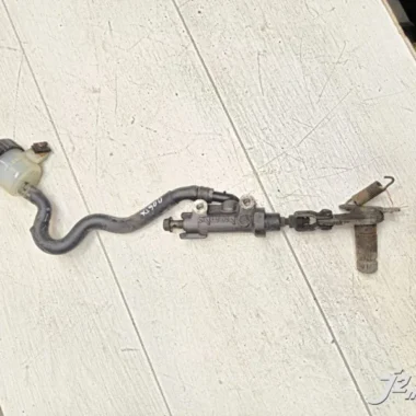 Главный тормозной цилиндр заднего тормоза Yamaha XJ900S Diversion (1995-2002)