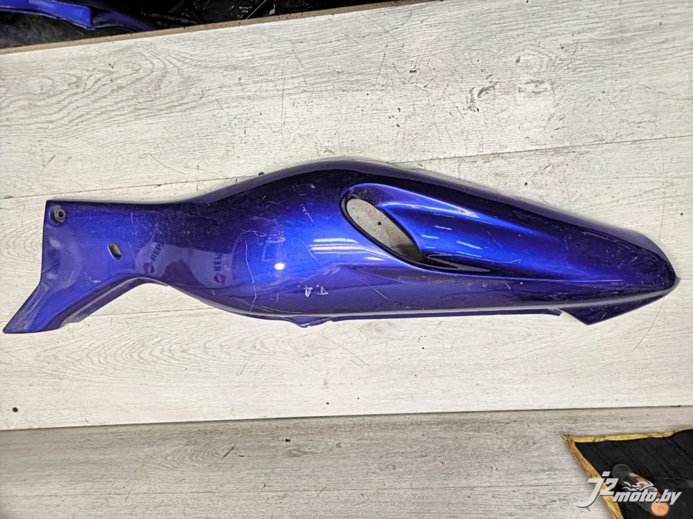 Элемент пластика боковой задний Yamaha YZF1000R Thunderace (1996-2001)
