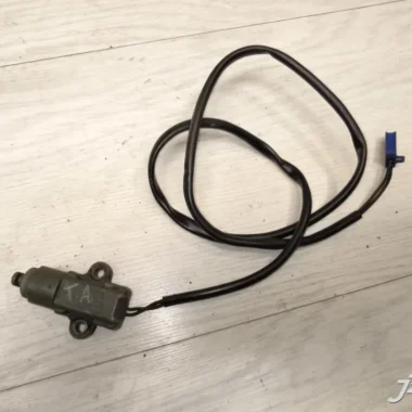 Датчик боковой подножки Yamaha YZF1000R Thunderace (1996-2001)