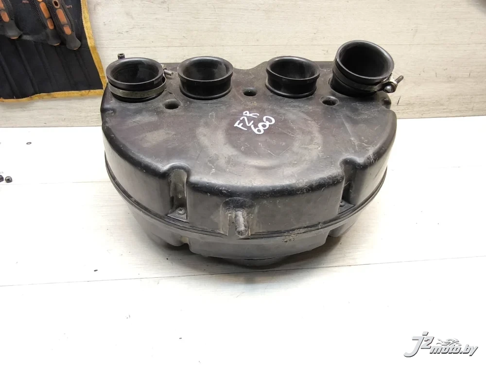 Корпус воздушного фильтра (AIRBOX) Yamaha FZR600 (1989-1990)