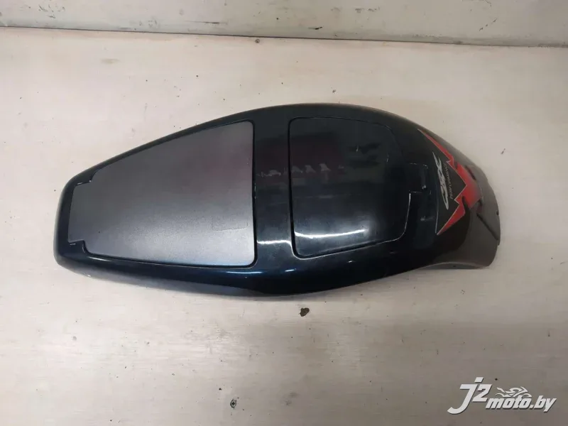 Элемент пластика Yamaha GTS1000 (1993-1998)